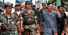 Hun Sen and bodyguards