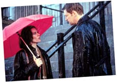 Mallory Doss (Embeth Davidtz) and Rick Magruder (Kenneth Branagh) in The Gingerbread Man