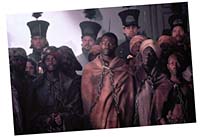 The arrested slaves, Cinque (Hounsou) center