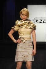 Cerri McQuillan models Jonathan Joseph Peters’ design in the HP designer print challenge on Project Runway Barbara Ntike/Lifetime Television.